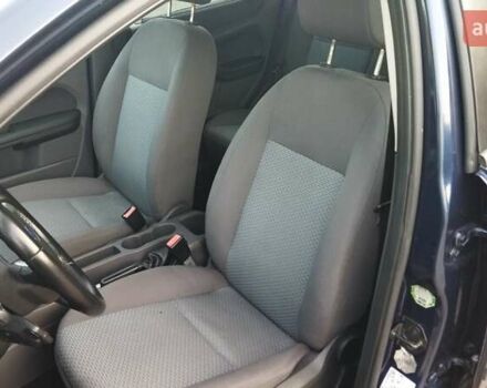 Синій Форд Фокус, об'ємом двигуна 1.6 л та пробігом 215 тис. км за 4700 $, фото 29 на Automoto.ua