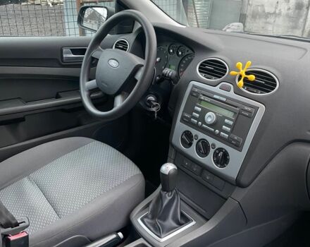 Синий Форд Фокус, объемом двигателя 1.6 л и пробегом 153 тыс. км за 4000 $, фото 9 на Automoto.ua