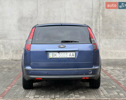 Синий Форд Фокус, объемом двигателя 2 л и пробегом 260 тыс. км за 5500 $, фото 6 на Automoto.ua