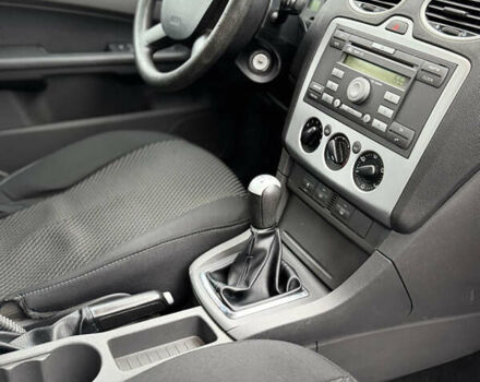 Синий Форд Фокус, объемом двигателя 1.6 л и пробегом 235 тыс. км за 4999 $, фото 15 на Automoto.ua