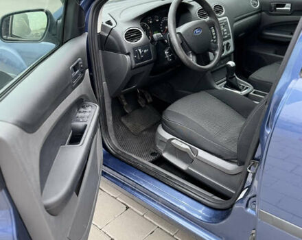 Синий Форд Фокус, объемом двигателя 1.6 л и пробегом 235 тыс. км за 4999 $, фото 12 на Automoto.ua