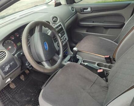 Синій Форд Фокус, об'ємом двигуна 1.6 л та пробігом 278 тис. км за 3850 $, фото 3 на Automoto.ua