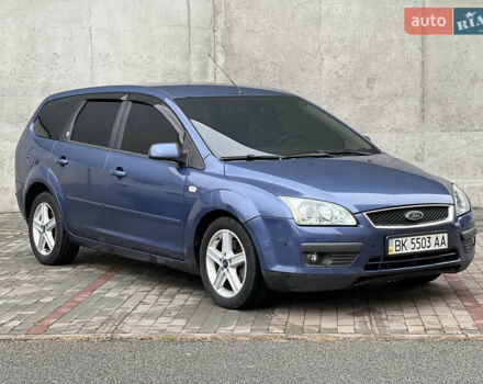 Синий Форд Фокус, объемом двигателя 2 л и пробегом 260 тыс. км за 5500 $, фото 3 на Automoto.ua