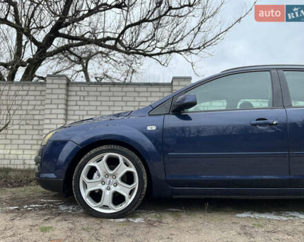 Синий Форд Фокус, объемом двигателя 1.56 л и пробегом 253 тыс. км за 4400 $, фото 5 на Automoto.ua