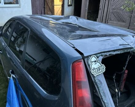 Форд Фокус 2005 в Ужгороде на Automoto.ua Синий Форд Фокус, объемом двигателя 1.6 л и пробегом 354 тыс. км за 2000 $, фото 3 на Automoto.ua