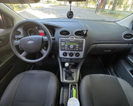 Синій Форд Фокус, об'ємом двигуна 1.4 л та пробігом 178 тис. км за 5000 $, фото 7 на Automoto.ua