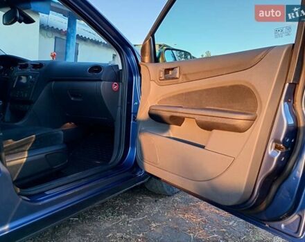 Синій Форд Фокус, об'ємом двигуна 1.6 л та пробігом 216 тис. км за 5200 $, фото 19 на Automoto.ua