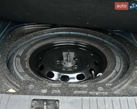 Синий Форд Фокус, объемом двигателя 1.6 л и пробегом 193 тыс. км за 5700 $, фото 13 на Automoto.ua