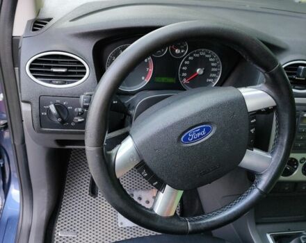 Синий Форд Фокус, объемом двигателя 1.6 л и пробегом 190 тыс. км за 4500 $, фото 4 на Automoto.ua