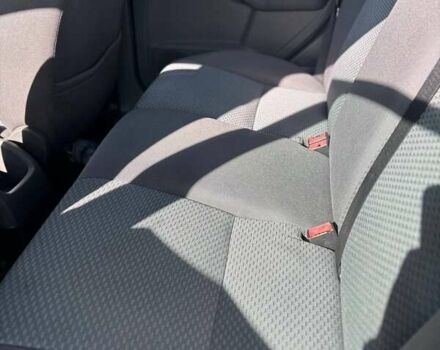 Синій Форд Фокус, об'ємом двигуна 1.6 л та пробігом 257 тис. км за 4500 $, фото 6 на Automoto.ua