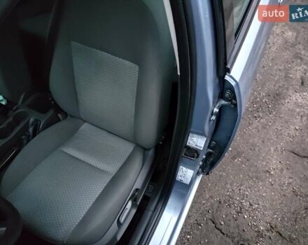 Синий Форд Фокус, объемом двигателя 1.6 л и пробегом 168 тыс. км за 4099 $, фото 6 на Automoto.ua