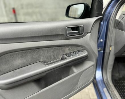 Синий Форд Фокус, объемом двигателя 2 л и пробегом 260 тыс. км за 5500 $, фото 14 на Automoto.ua