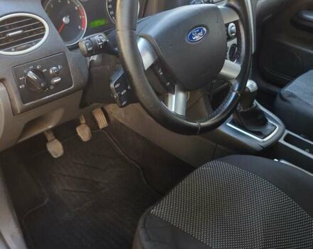 Синий Форд Фокус, объемом двигателя 1.6 л и пробегом 199 тыс. км за 5100 $, фото 10 на Automoto.ua