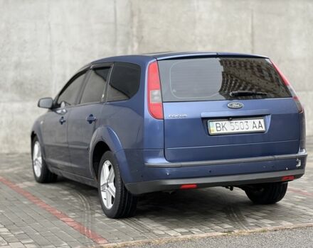 Синий Форд Фокус, объемом двигателя 2 л и пробегом 260 тыс. км за 5500 $, фото 5 на Automoto.ua
