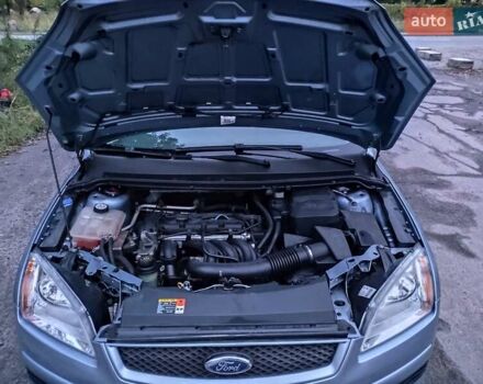 Синий Форд Фокус, объемом двигателя 1.6 л и пробегом 168 тыс. км за 4099 $, фото 10 на Automoto.ua