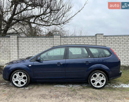 Синий Форд Фокус, объемом двигателя 1.56 л и пробегом 253 тыс. км за 4400 $, фото 4 на Automoto.ua