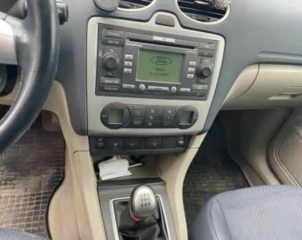 Синій Форд Фокус, об'ємом двигуна 2 л та пробігом 218 тис. км за 5300 $, фото 2 на Automoto.ua