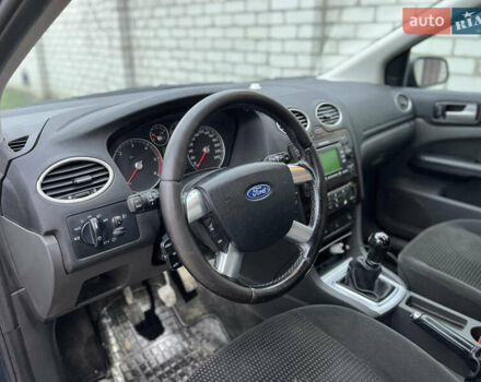 Синий Форд Фокус, объемом двигателя 1.56 л и пробегом 253 тыс. км за 4400 $, фото 13 на Automoto.ua