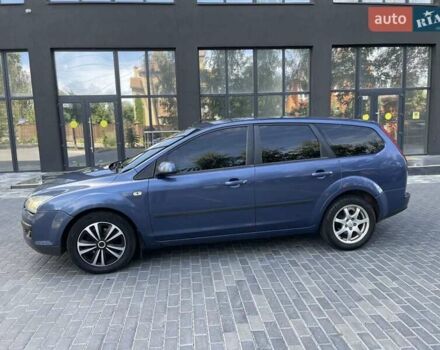 Синий Форд Фокус, объемом двигателя 1.6 л и пробегом 299 тыс. км за 3600 $, фото 1 на Automoto.ua
