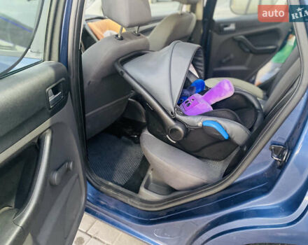Синій Форд Фокус, об'ємом двигуна 1.6 л та пробігом 265 тис. км за 5500 $, фото 13 на Automoto.ua