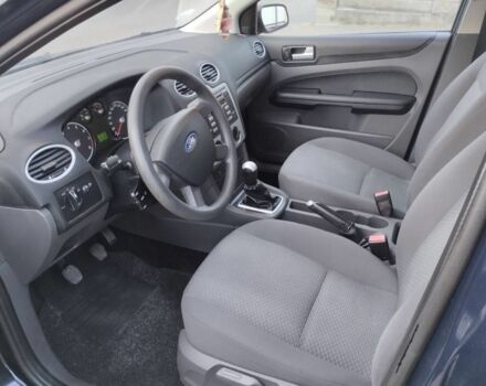 Синий Форд Фокус, объемом двигателя 1.6 л и пробегом 153 тыс. км за 4000 $, фото 3 на Automoto.ua