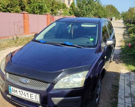 Синій Форд Фокус, об'ємом двигуна 1.6 л та пробігом 210 тис. км за 5200 $, фото 4 на Automoto.ua