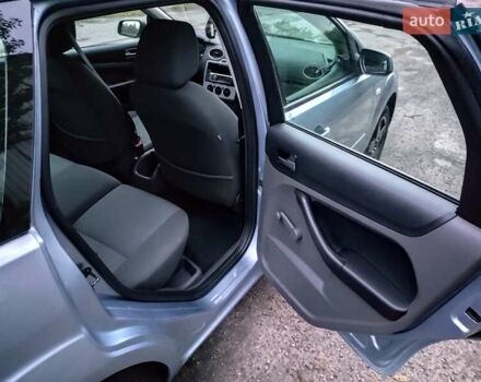 Синий Форд Фокус, объемом двигателя 1.6 л и пробегом 168 тыс. км за 4099 $, фото 8 на Automoto.ua