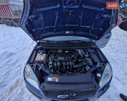 Синий Форд Фокус, объемом двигателя 1.6 л и пробегом 220 тыс. км за 3300 $, фото 11 на Automoto.ua