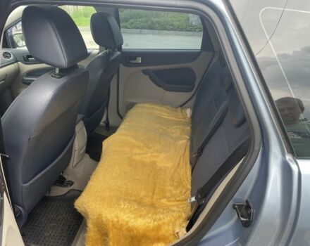 Синій Форд Фокус, об'ємом двигуна 2 л та пробігом 218 тис. км за 5300 $, фото 3 на Automoto.ua