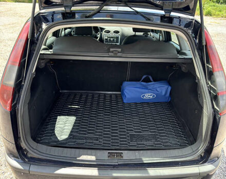 Синий Форд Фокус, объемом двигателя 1.56 л и пробегом 348 тыс. км за 4100 $, фото 8 на Automoto.ua