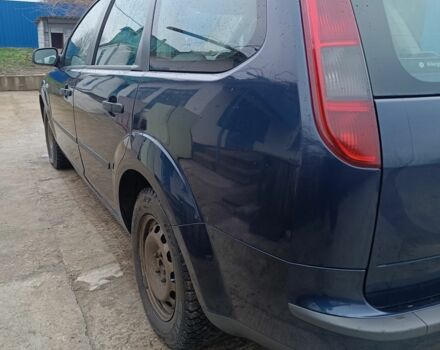 Синий Форд Фокус, объемом двигателя 1.6 л и пробегом 293 тыс. км за 5700 $, фото 4 на Automoto.ua