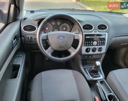 Синий Форд Фокус, объемом двигателя 1.6 л и пробегом 235 тыс. км за 4300 $, фото 21 на Automoto.ua