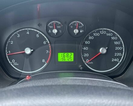 Синій Форд Фокус, об'ємом двигуна 1.6 л та пробігом 195 тис. км за 5790 $, фото 19 на Automoto.ua