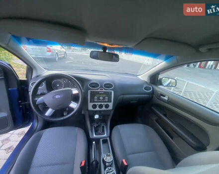 Синий Форд Фокус, объемом двигателя 1.6 л и пробегом 350 тыс. км за 3950 $, фото 16 на Automoto.ua