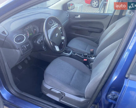 Синий Форд Фокус, объемом двигателя 1.6 л и пробегом 350 тыс. км за 3950 $, фото 17 на Automoto.ua