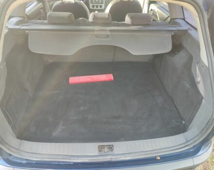 Синий Форд Фокус, объемом двигателя 1.6 л и пробегом 253 тыс. км за 4300 $, фото 6 на Automoto.ua