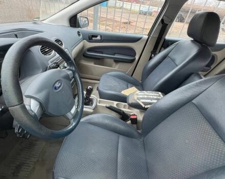 Синій Форд Фокус, об'ємом двигуна 1.6 л та пробігом 201 тис. км за 2100 $, фото 2 на Automoto.ua