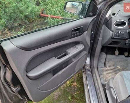 Синий Форд Фокус, объемом двигателя 1.6 л и пробегом 230 тыс. км за 1000 $, фото 15 на Automoto.ua