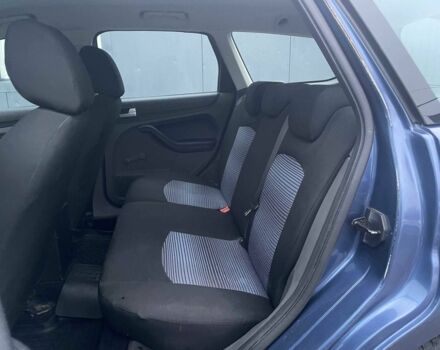 Синій Форд Фокус, об'ємом двигуна 1.6 л та пробігом 195 тис. км за 5790 $, фото 9 на Automoto.ua