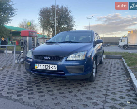 Синий Форд Фокус, объемом двигателя 1.6 л и пробегом 350 тыс. км за 3950 $, фото 22 на Automoto.ua