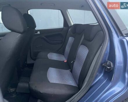 Синий Форд Фокус, объемом двигателя 1.6 л и пробегом 195 тыс. км за 5790 $, фото 9 на Automoto.ua