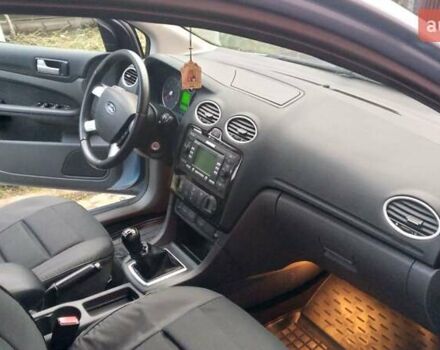 Синій Форд Фокус, об'ємом двигуна 1.6 л та пробігом 191 тис. км за 6100 $, фото 10 на Automoto.ua