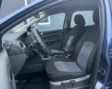 Синій Форд Фокус, об'ємом двигуна 1.6 л та пробігом 195 тис. км за 5790 $, фото 8 на Automoto.ua