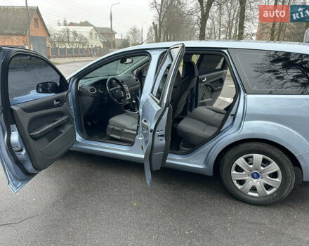 Синий Форд Фокус, объемом двигателя 1.6 л и пробегом 235 тыс. км за 4750 $, фото 51 на Automoto.ua