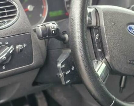 Синий Форд Фокус, объемом двигателя 1.6 л и пробегом 300 тыс. км за 4300 $, фото 7 на Automoto.ua