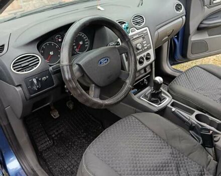 Синій Форд Фокус, об'ємом двигуна 1.6 л та пробігом 299 тис. км за 5000 $, фото 4 на Automoto.ua