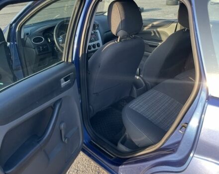 Синий Форд Фокус, объемом двигателя 1.8 л и пробегом 226 тыс. км за 3200 $, фото 13 на Automoto.ua