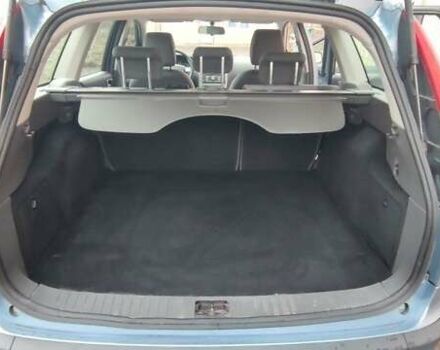 Синий Форд Фокус, объемом двигателя 1.8 л и пробегом 290 тыс. км за 3000 $, фото 7 на Automoto.ua