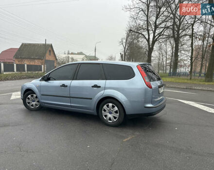 Синий Форд Фокус, объемом двигателя 1.6 л и пробегом 235 тыс. км за 4750 $, фото 10 на Automoto.ua