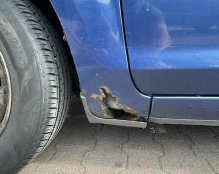 Синий Форд Фокус, объемом двигателя 1.8 л и пробегом 200 тыс. км за 3900 $, фото 7 на Automoto.ua